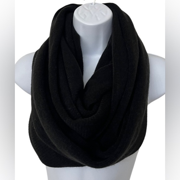 🖤 NWT Calvin Klein Infinity Scarf - Black - Picture 5 of 9
